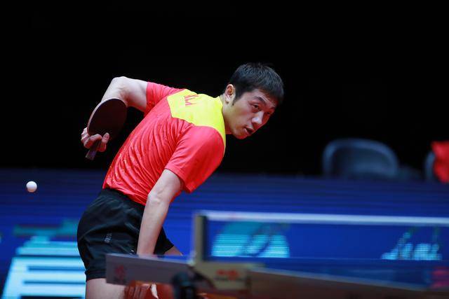 皇家马德里在圣马梅斯胜利后的录像：激情与荣耀的完美展现